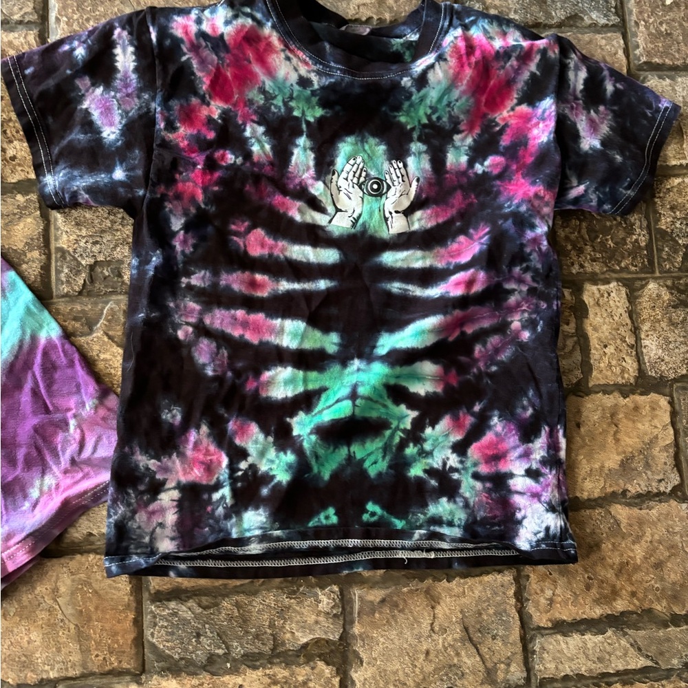 Bundle Of 2 Tie Dye Boys T Shirts - Picture 5 of 6